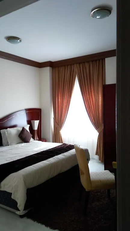 Royal Crown Suites Sharjah