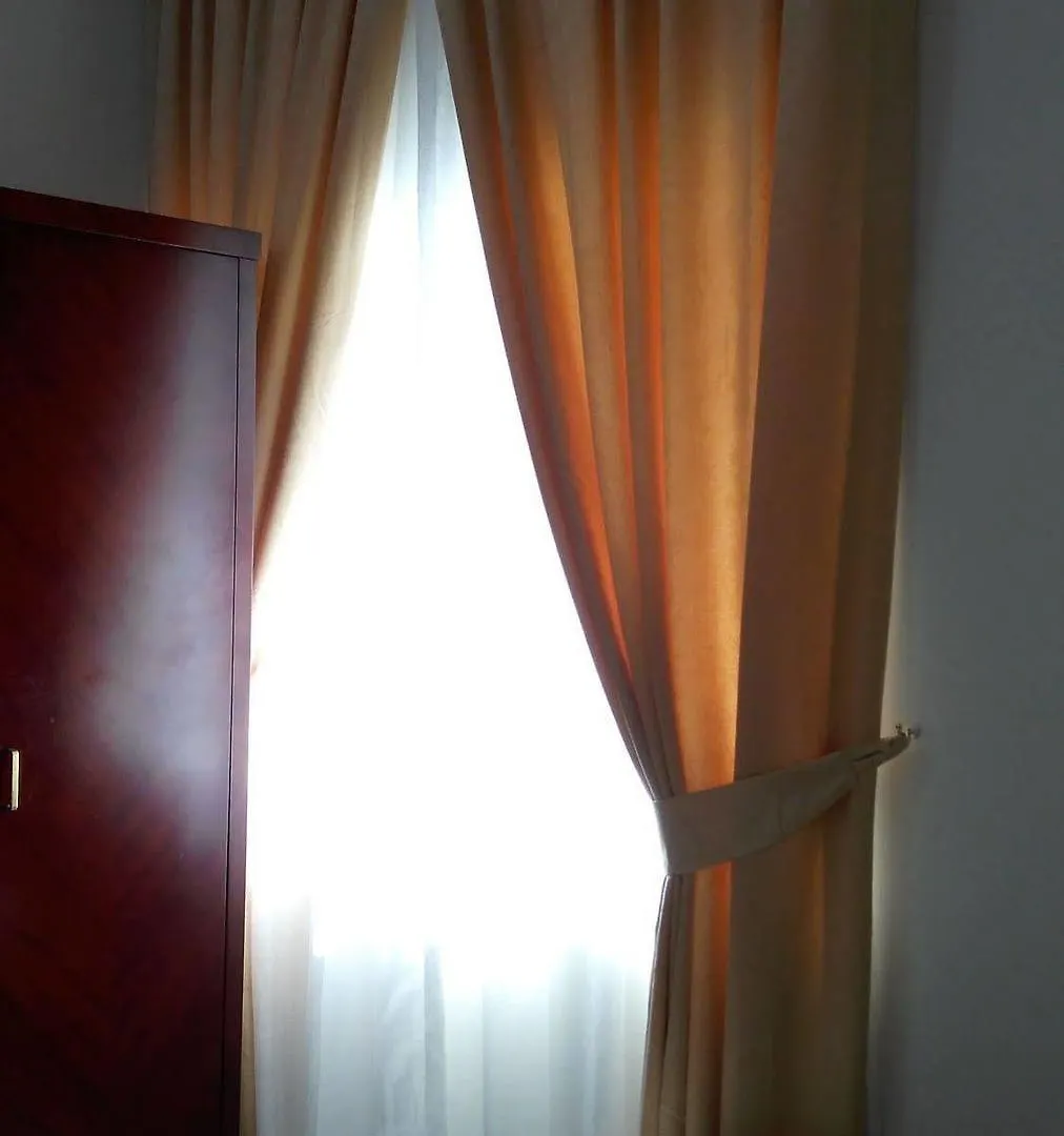 Royal Crown Suites Sharjah